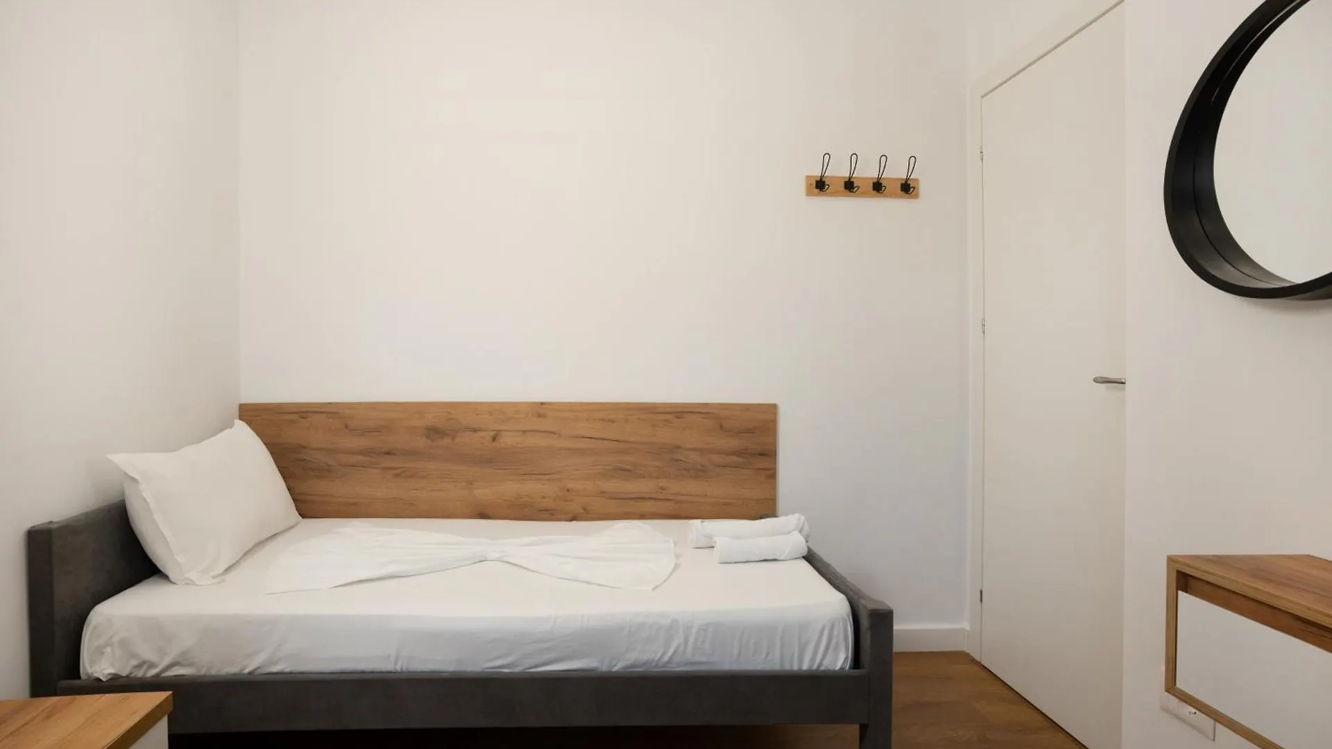 The Blue Pearl Apartment 2 Durres