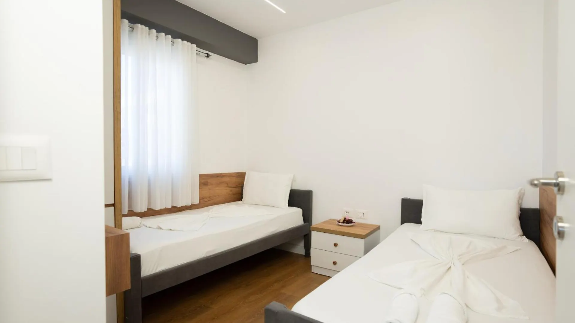 The Blue Pearl Apartment 2 Durres
